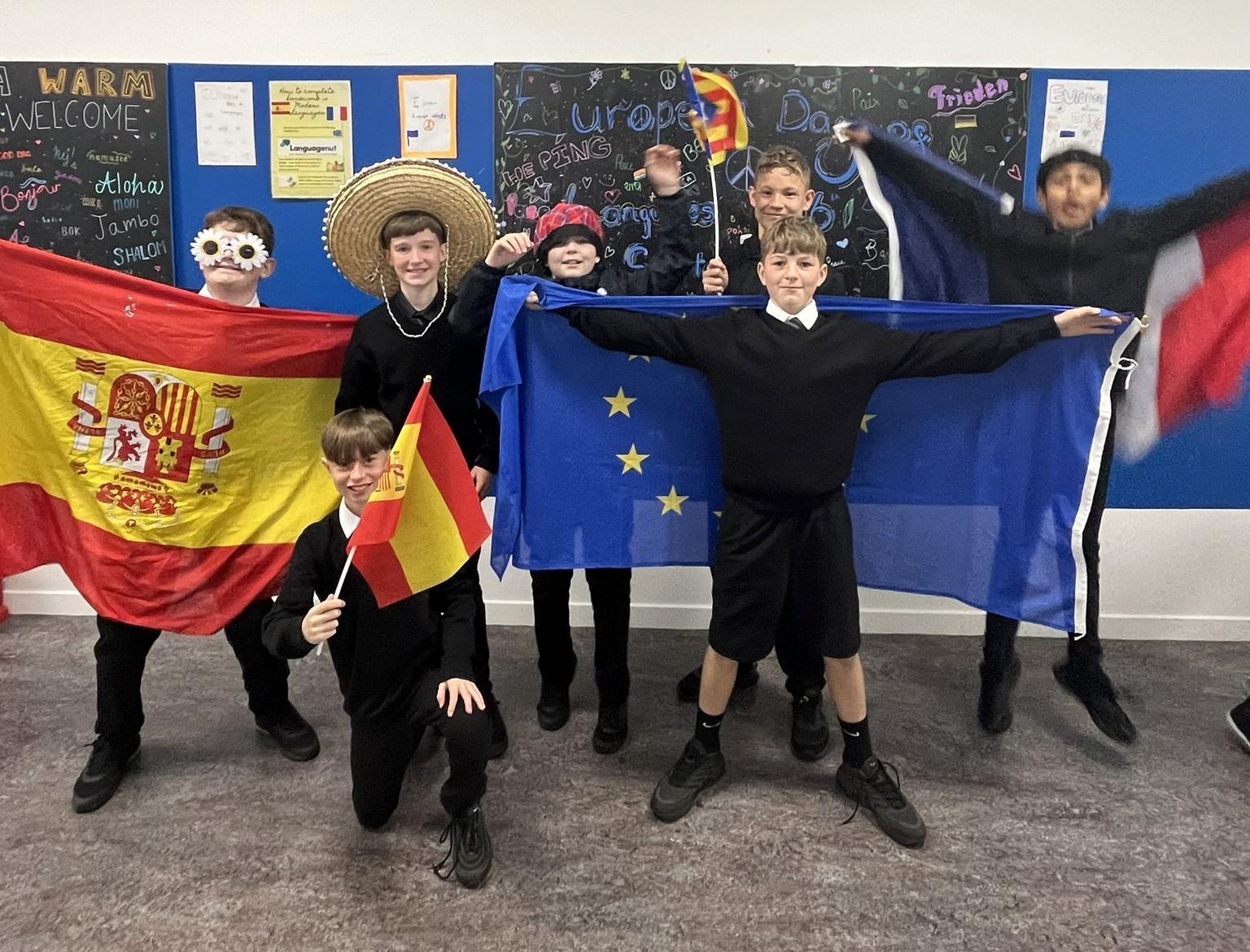 Peace through Languages