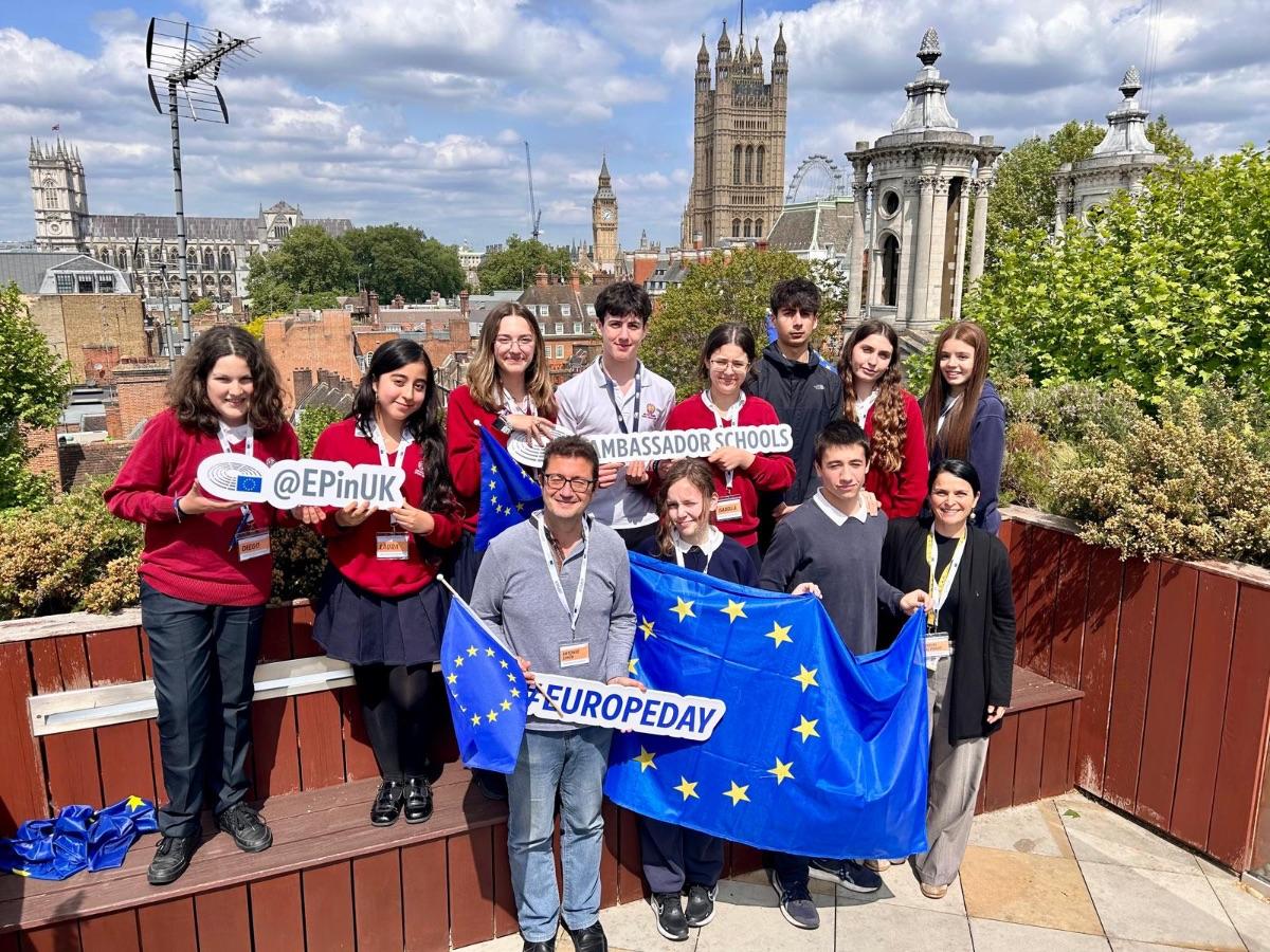 Visit to Europe House